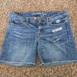 American Eagle woman’s shorts